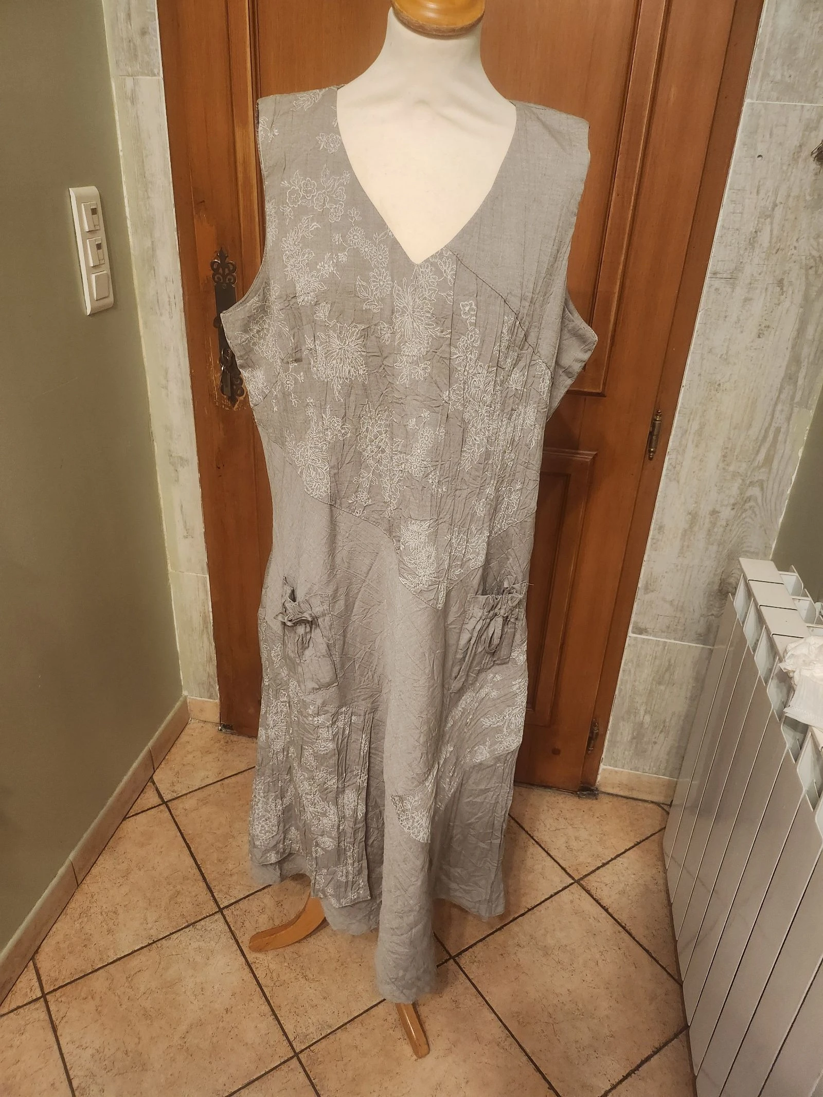 Robe Scottage 